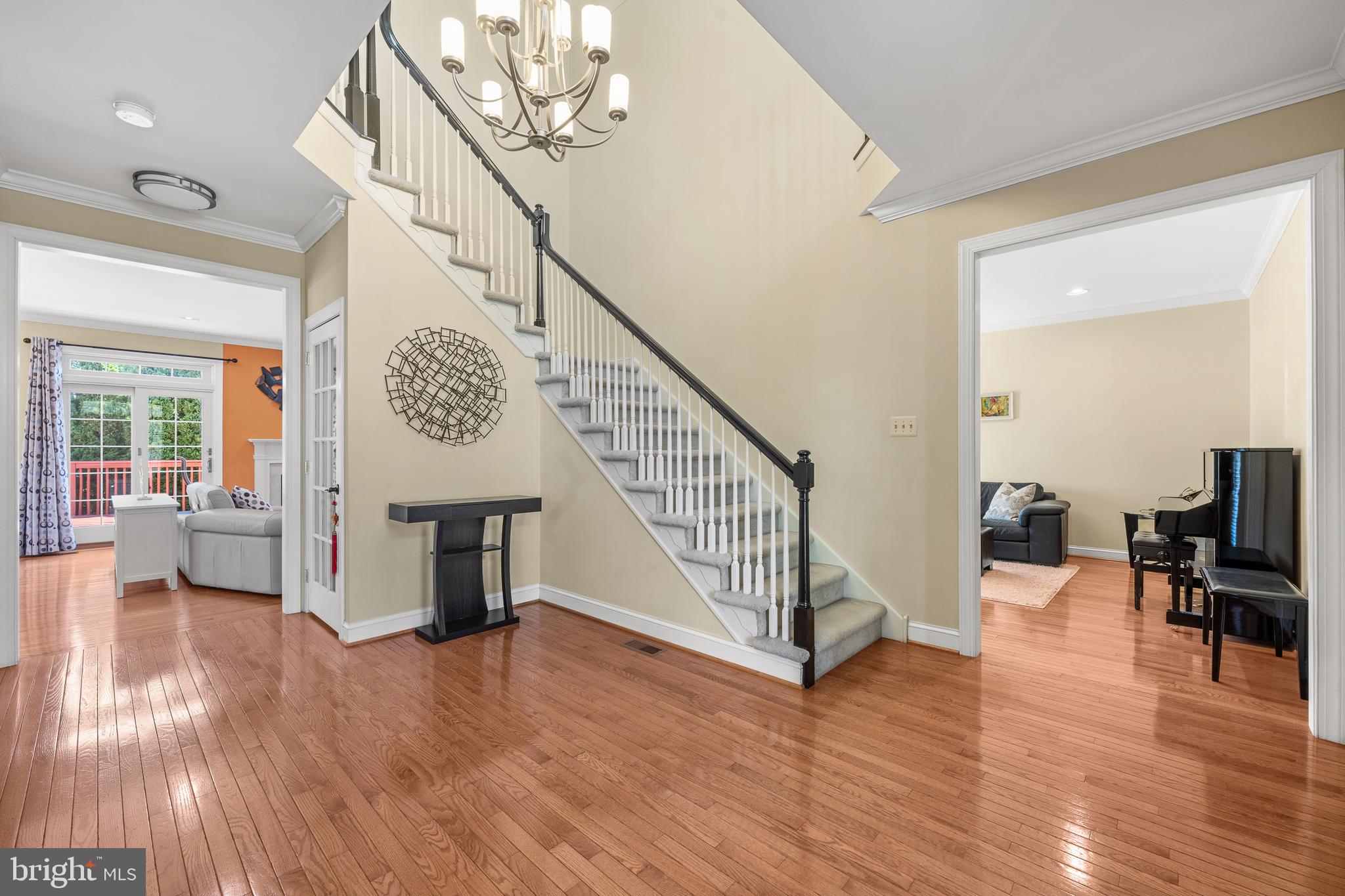 8 Hayworth Circle Exton, PA 19341 - Photo 7 of 39 Enter inviting two story foyer