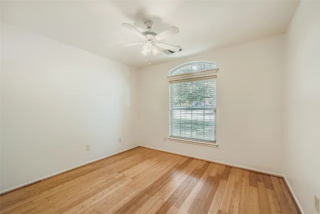 $1,990 | 1101 Tudor House Road, Pflugerville, TX 78660