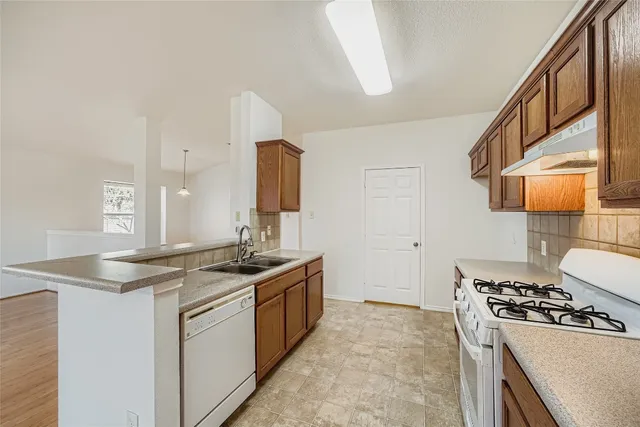 $1,990 | 1101 Tudor House Road, Pflugerville, TX 78660