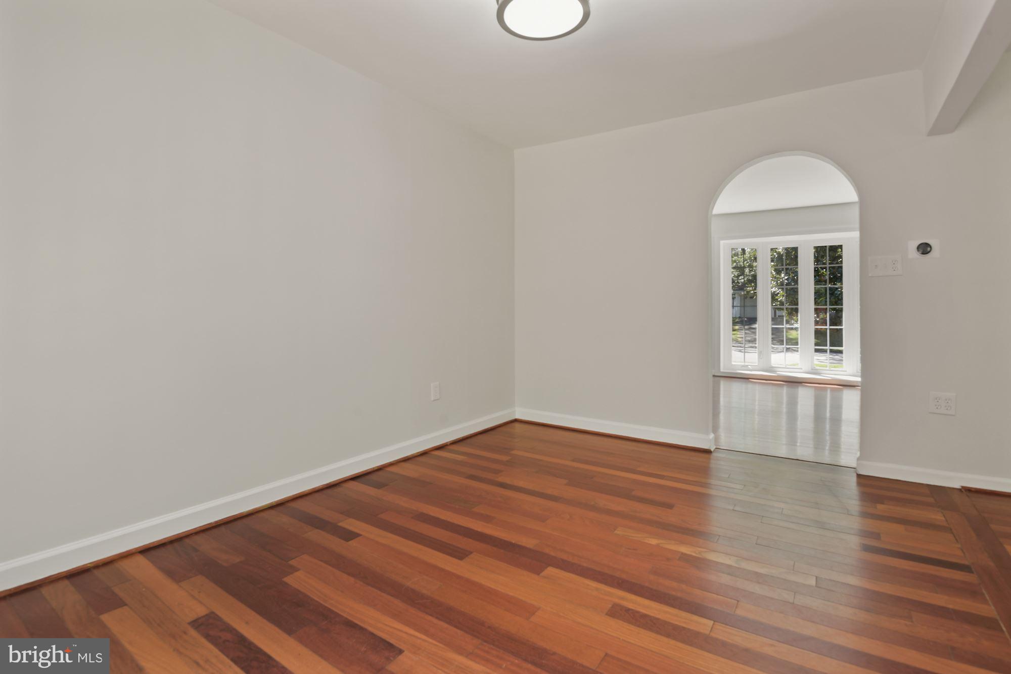 8348 Wagon Wheel Road Alexandria, VA 22309 - Photo 18 of 41