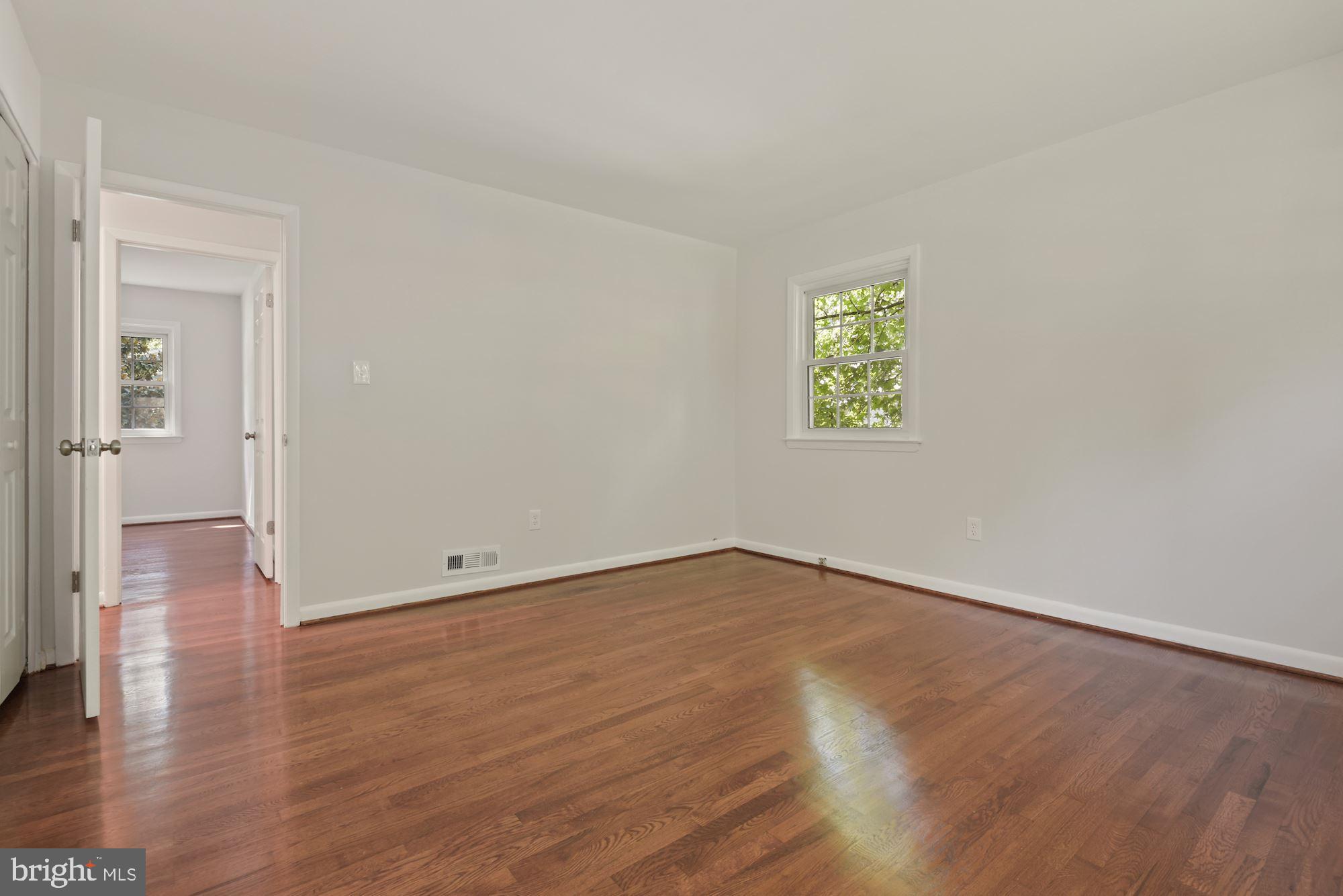 8348 Wagon Wheel Road Alexandria, VA 22309 - Photo 19 of 41