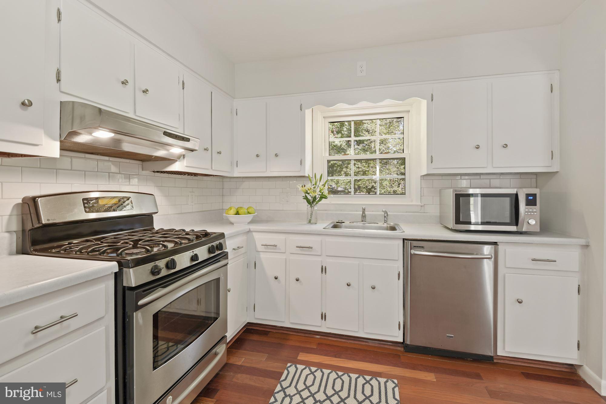 8348 Wagon Wheel Road Alexandria, VA 22309 - Photo 8 of 41