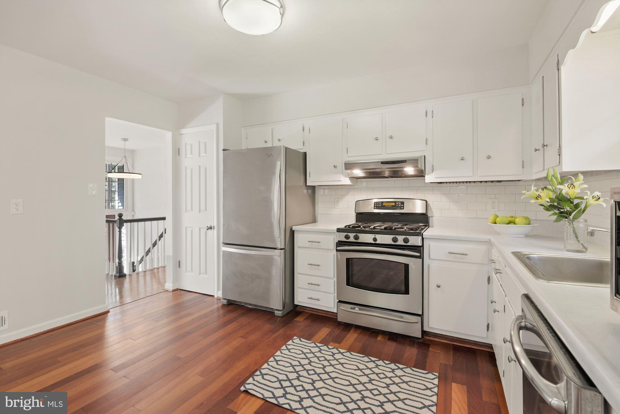 8348 Wagon Wheel Road Alexandria, VA 22309 - Photo 9 of 41