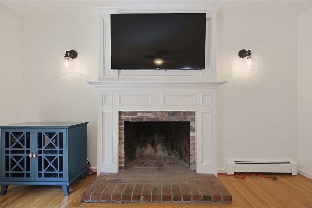3 Brewster Road Norfolk, MA 02056 - Photo 11 of 25 Gallery Image 11