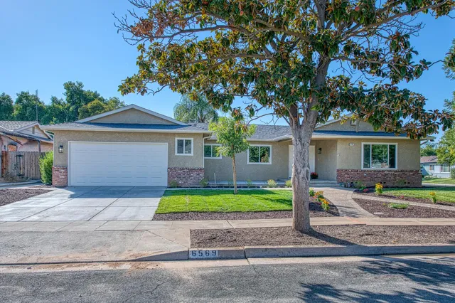 $525,000 | 6569 North Teilman Avenue, Fresno, CA 93711