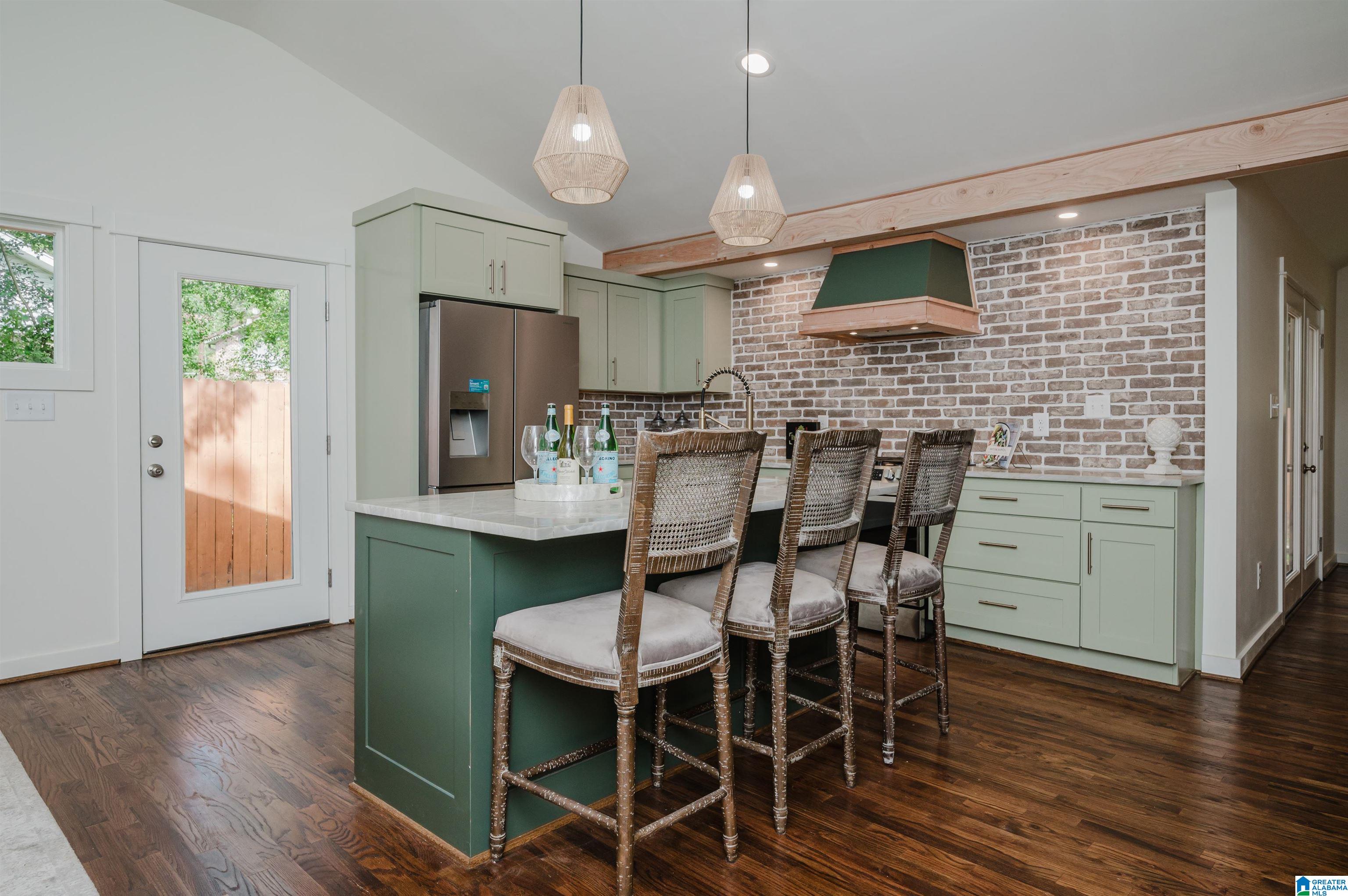 1001 Queensbury Road Homewood, AL 35209 - Photo 11 of 58