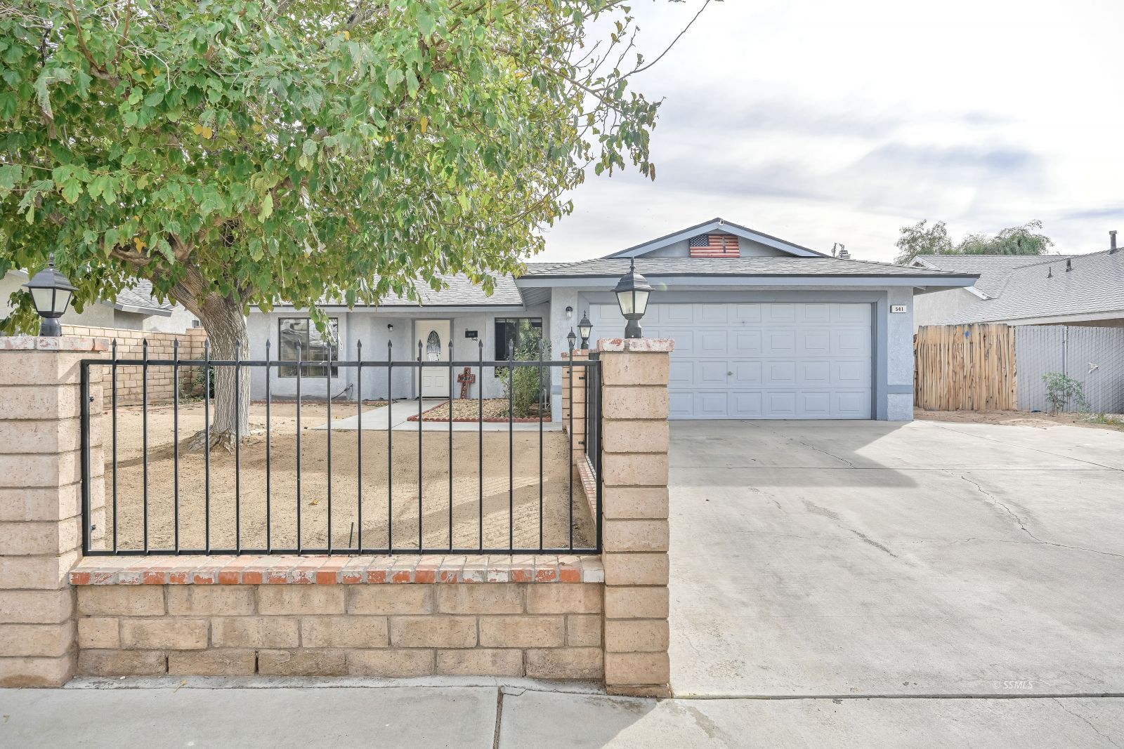 541 East Wilson Avenue Ridgecrest, CA 93555 - Photo 1 of 27