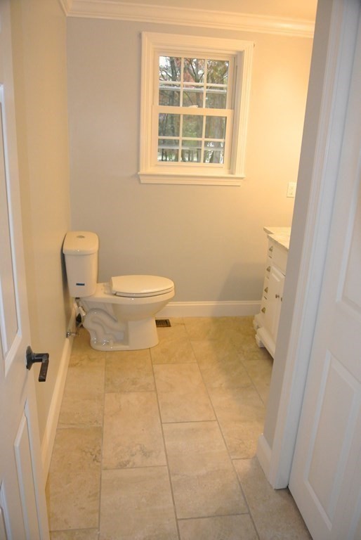 41 Old Post Road Walpole, MA 02032 - Photo 12 of 38
