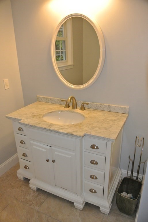 41 Old Post Road Walpole, MA 02032 - Photo 13 of 38