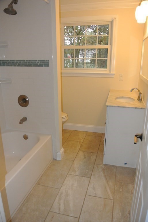 41 Old Post Road Walpole, MA 02032 - Photo 23 of 38