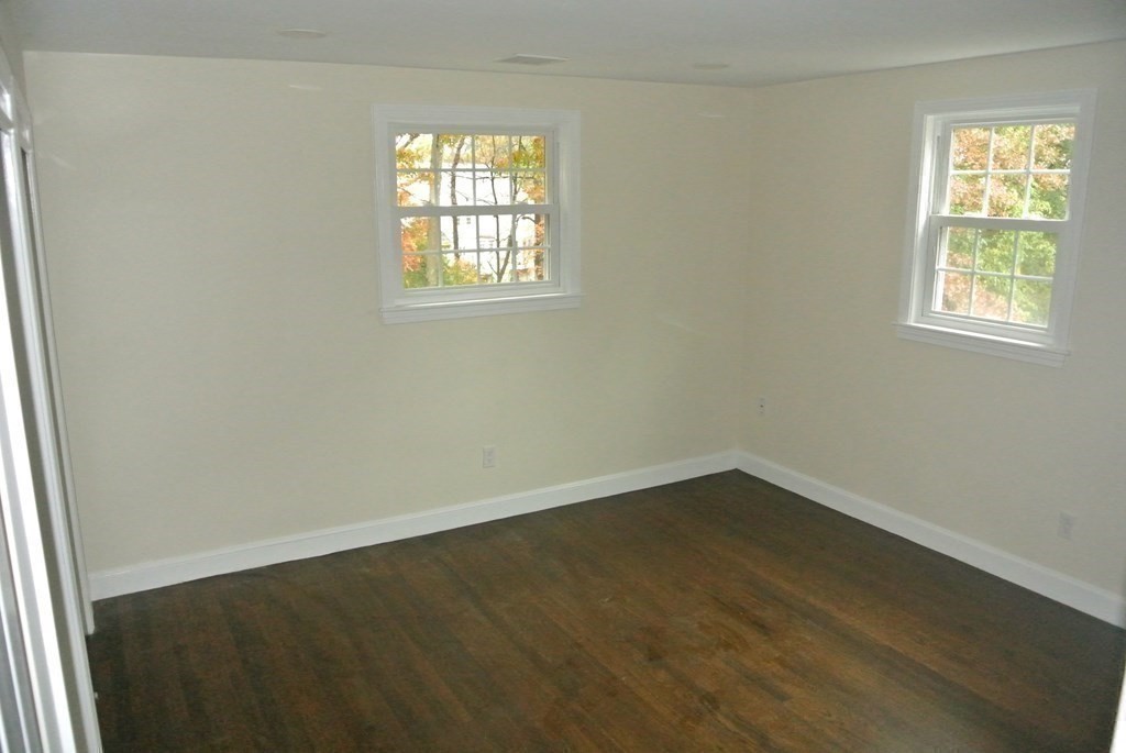 41 Old Post Road Walpole, MA 02032 - Photo 27 of 38