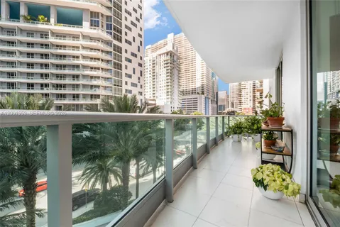 $1,345,000 | 1331 Brickell Bay Drive, Unit 408, Miami, FL 33131
