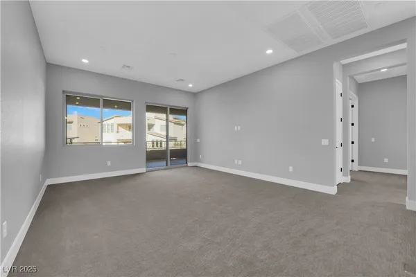 $7,850 | 10648 Stone Ledge Avenue, Las Vegas, NV 89135