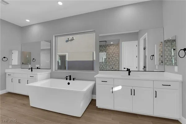 $8,200 | 10648 Stone Ledge Avenue, Las Vegas, NV 89135