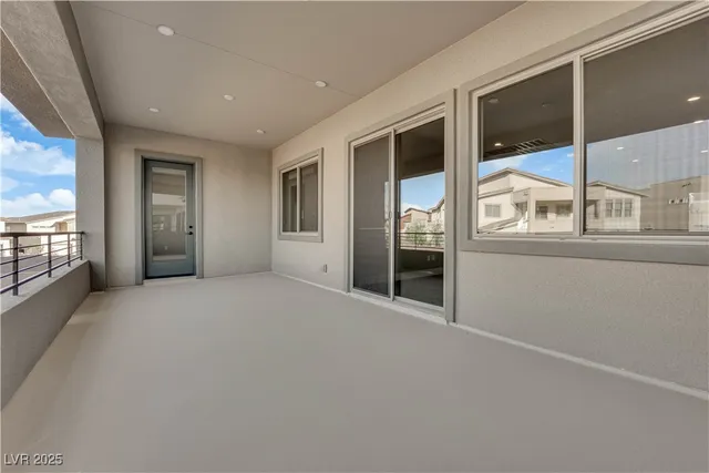 $8,800 | 10648 Stone Ledge Avenue, Las Vegas, NV 89135