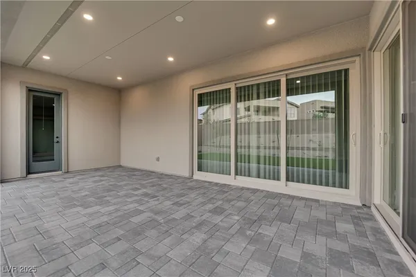 $7,850 | 10648 Stone Ledge Avenue, Las Vegas, NV 89135