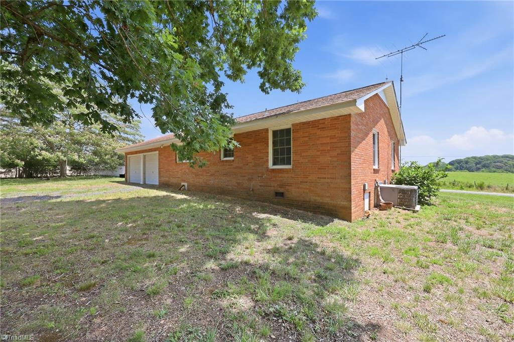 3075 County Farm Road Gibsonville, NC 27249 - Photo 23 of 26