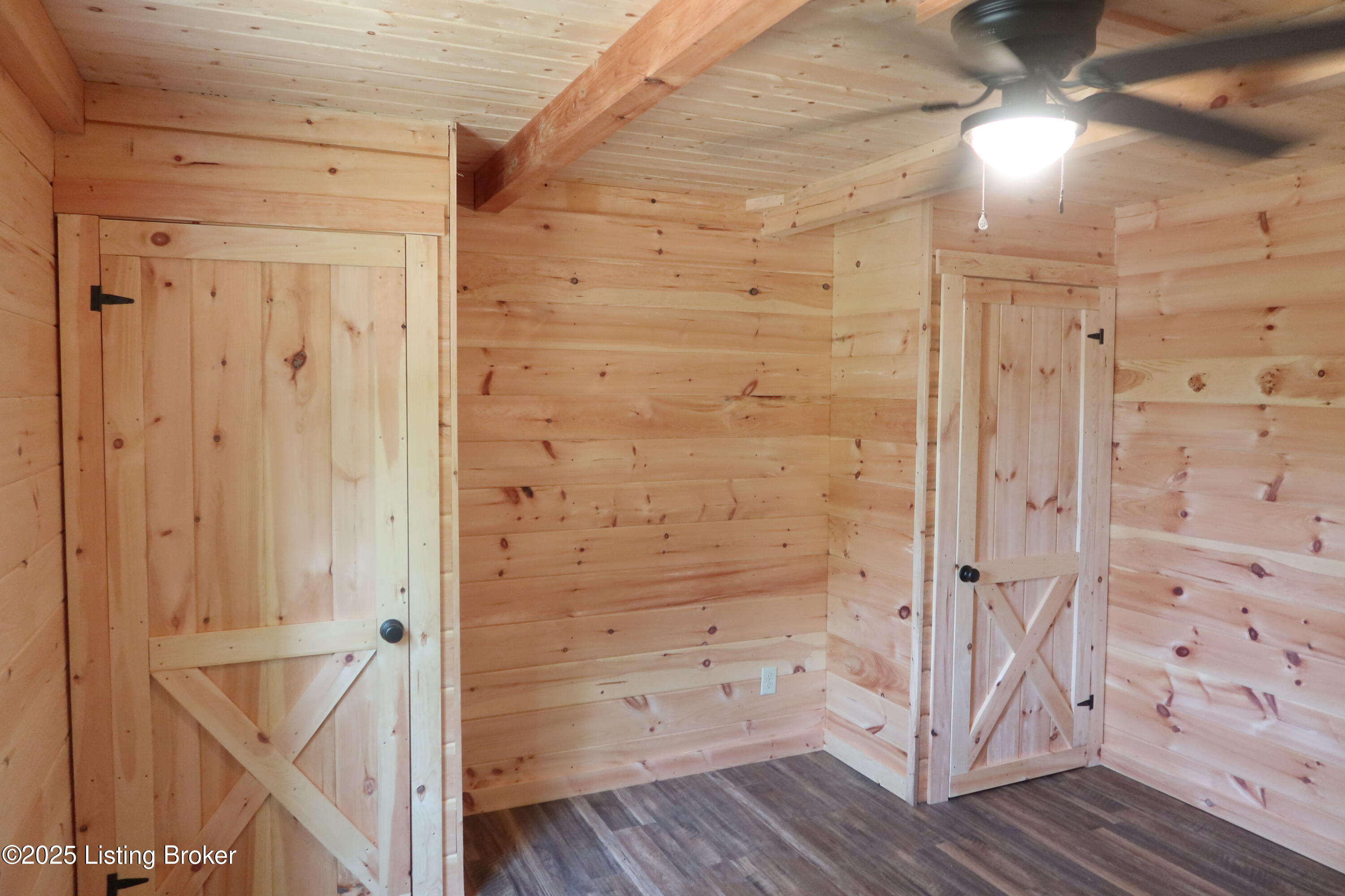 255 Little Cabin Lane Falls Of Rough, KY 40119 - Photo 36 of 52 2025-05-26 02.13.26