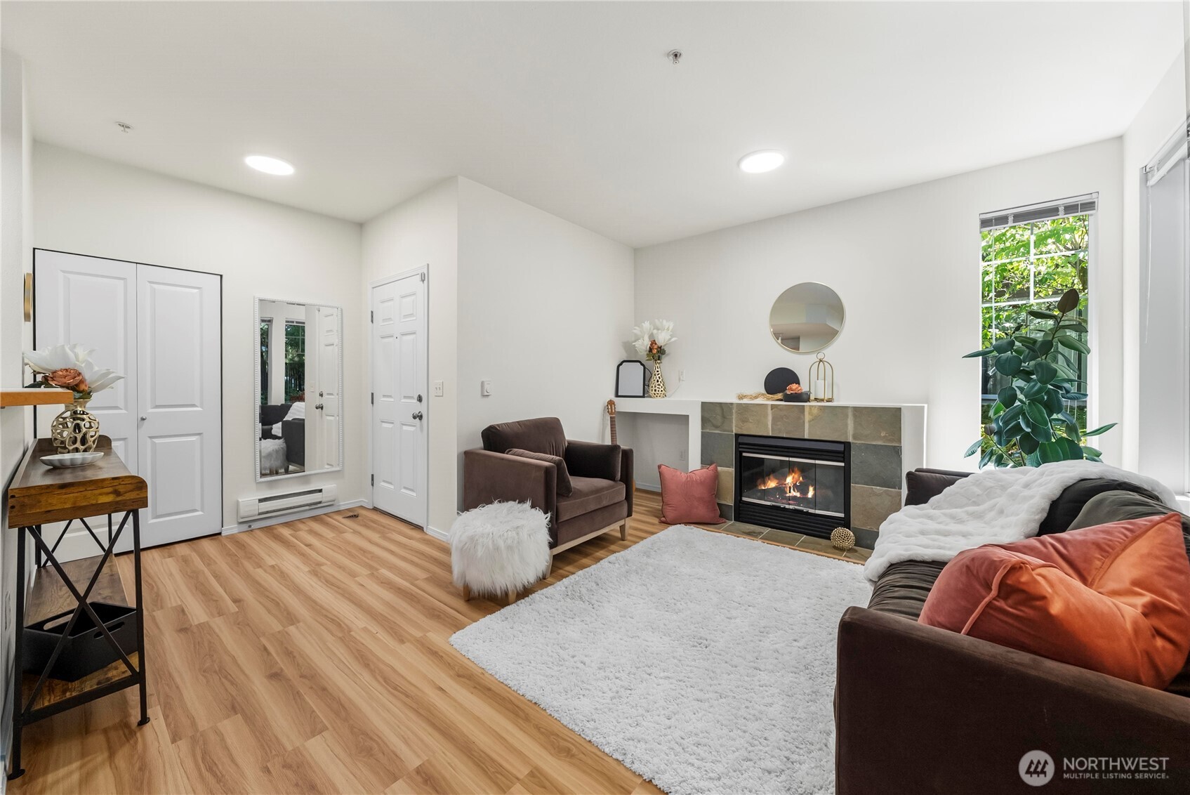 15325 Southeast 155th Place, Unit G1 Renton, WA 98058 - Photo 9 of 35