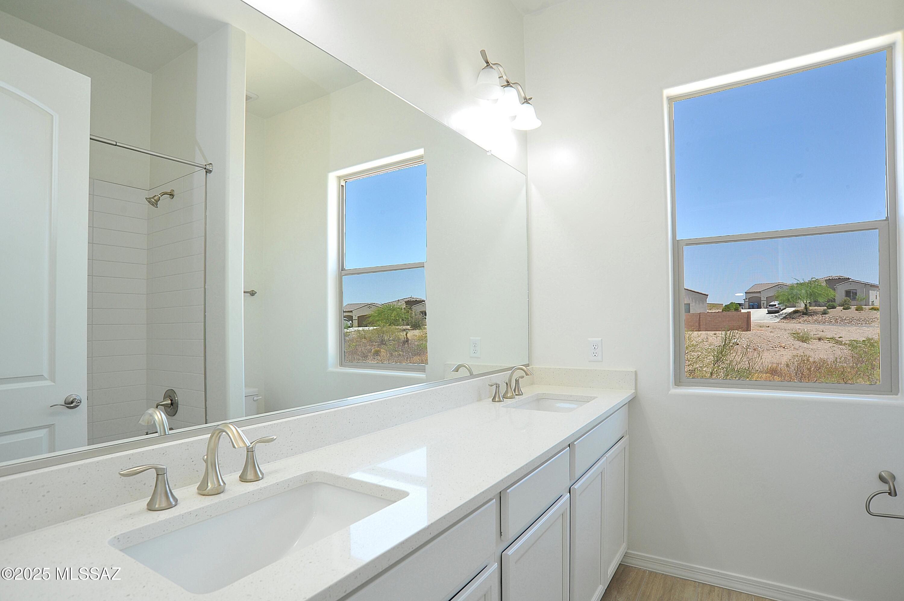 1356 North Range Rider Place Vail, AZ 85641 - Photo 21 of 39 Gallery Image 21