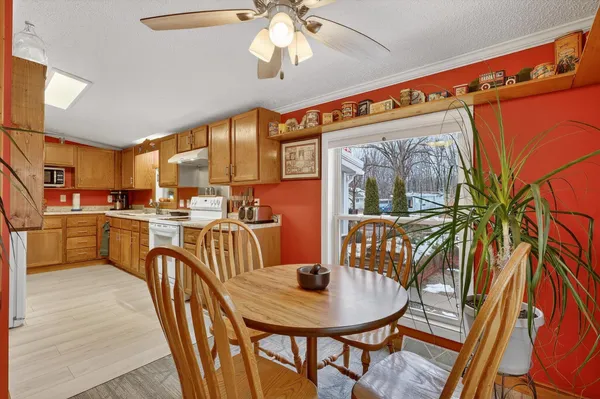 $192,000 | 1296 Charlton Drive, Hastings, MI 49058