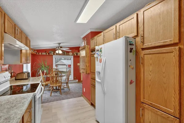 $192,000 | 1296 Charlton Drive, Hastings, MI 49058