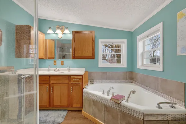 $192,000 | 1296 Charlton Drive, Hastings, MI 49058