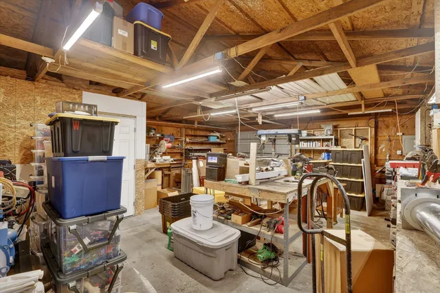 $195,000 | 1296 Charlton Drive, Hastings, MI 49058