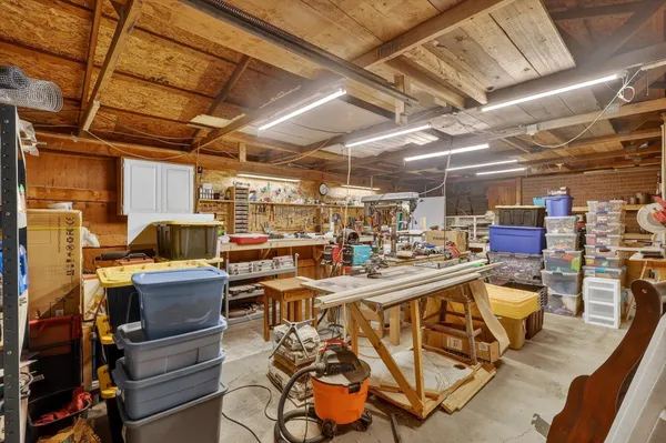 $192,000 | 1296 Charlton Drive, Hastings, MI 49058