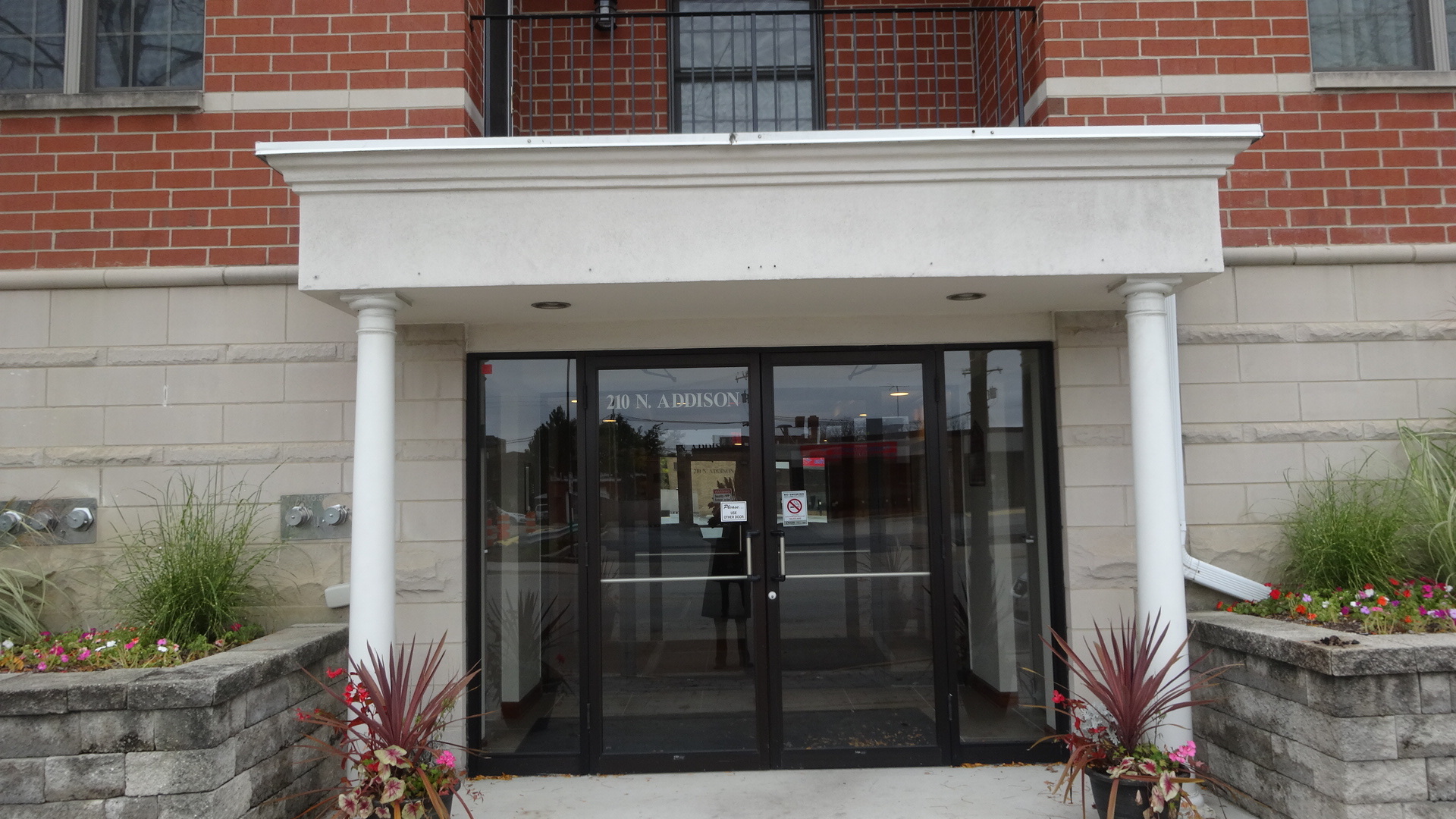 210 North Addison Avenue, Unit 401 Elmhurst, IL 60126 - Photo 1 of 30 a view of outdoor space