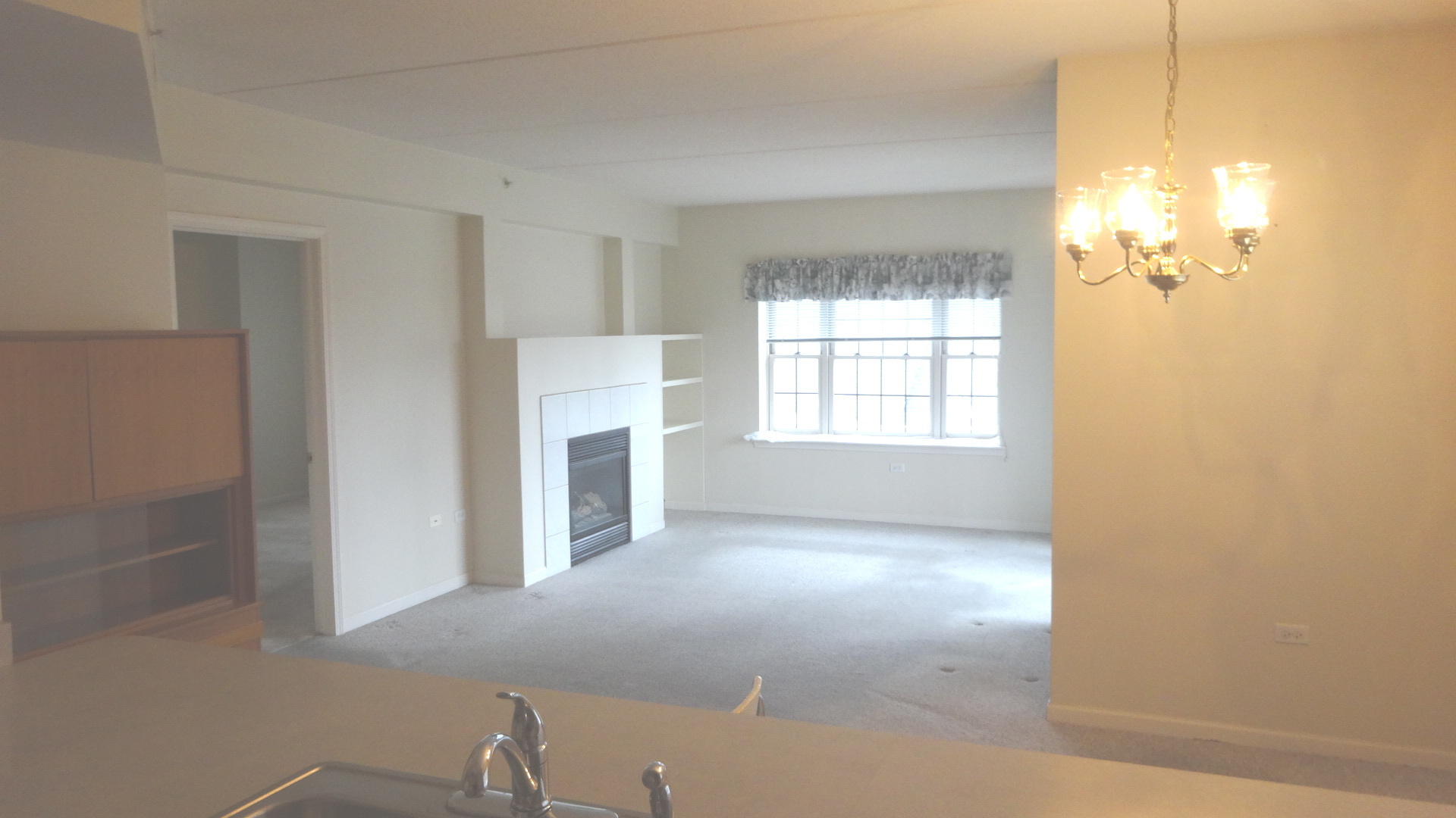 210 North Addison Avenue, Unit 401 Elmhurst, IL 60126 - Photo 11 of 30 a view of empty room with windows