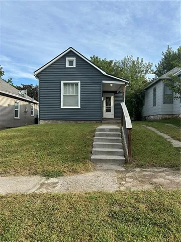 $115,000 | 3015 Edmond Street, St. Joseph, MO 64501