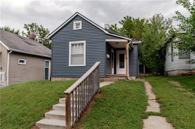 $115,000 | 3015 Edmond Street, St. Joseph, MO 64501