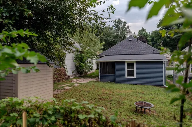 $115,000 | 3015 Edmond Street, St. Joseph, MO 64501