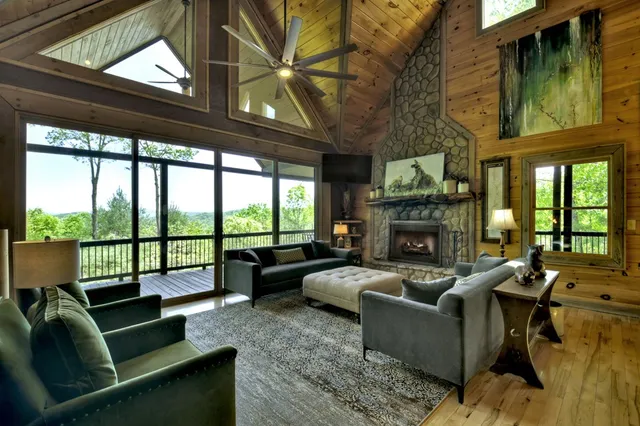 $1,099,999 | 46 Cochise Road, Cherry Log, GA 30522