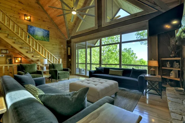 $1,099,999 | 46 Cochise Road, Cherry Log, GA 30522