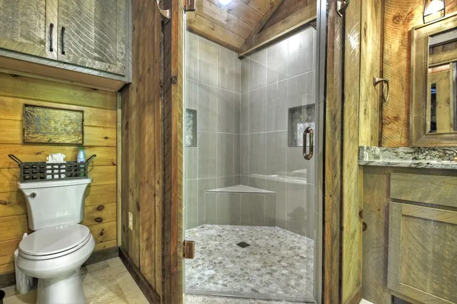 $1,099,999 | 46 Cochise Road, Cherry Log, GA 30522