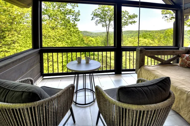 $1,099,999 | 46 Cochise Road, Cherry Log, GA 30522