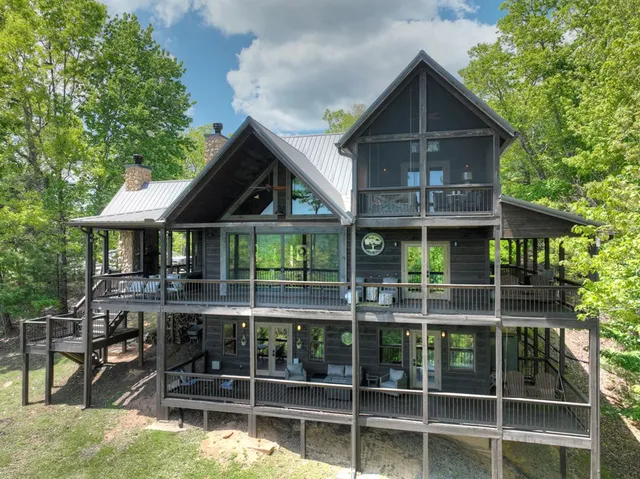 $1,099,999 | 46 Cochise Road, Cherry Log, GA 30522