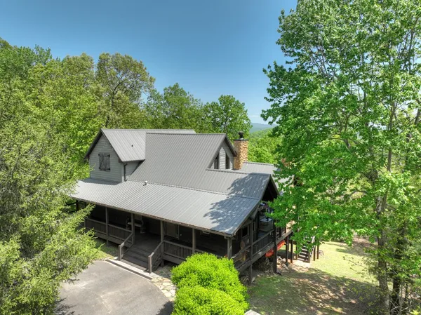 $994,999 | 46 Cochise Road, Cherry Log, GA 30522