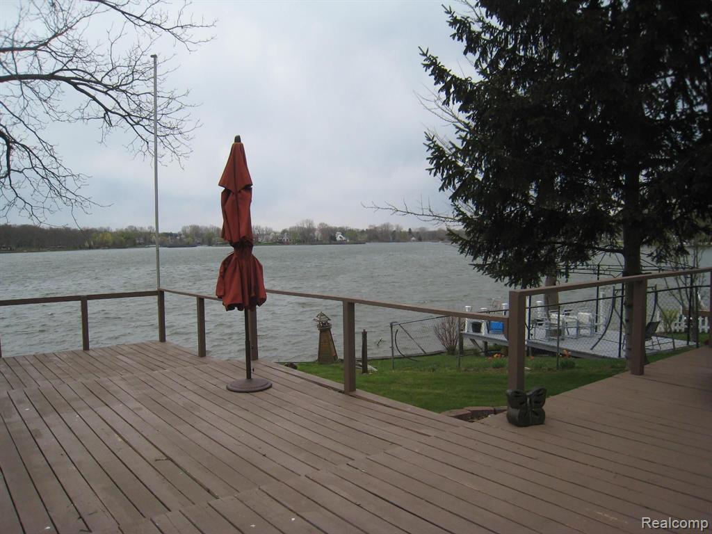 3344 Rush Lake Road Pinckney, MI 48169 - Photo 6 of 32