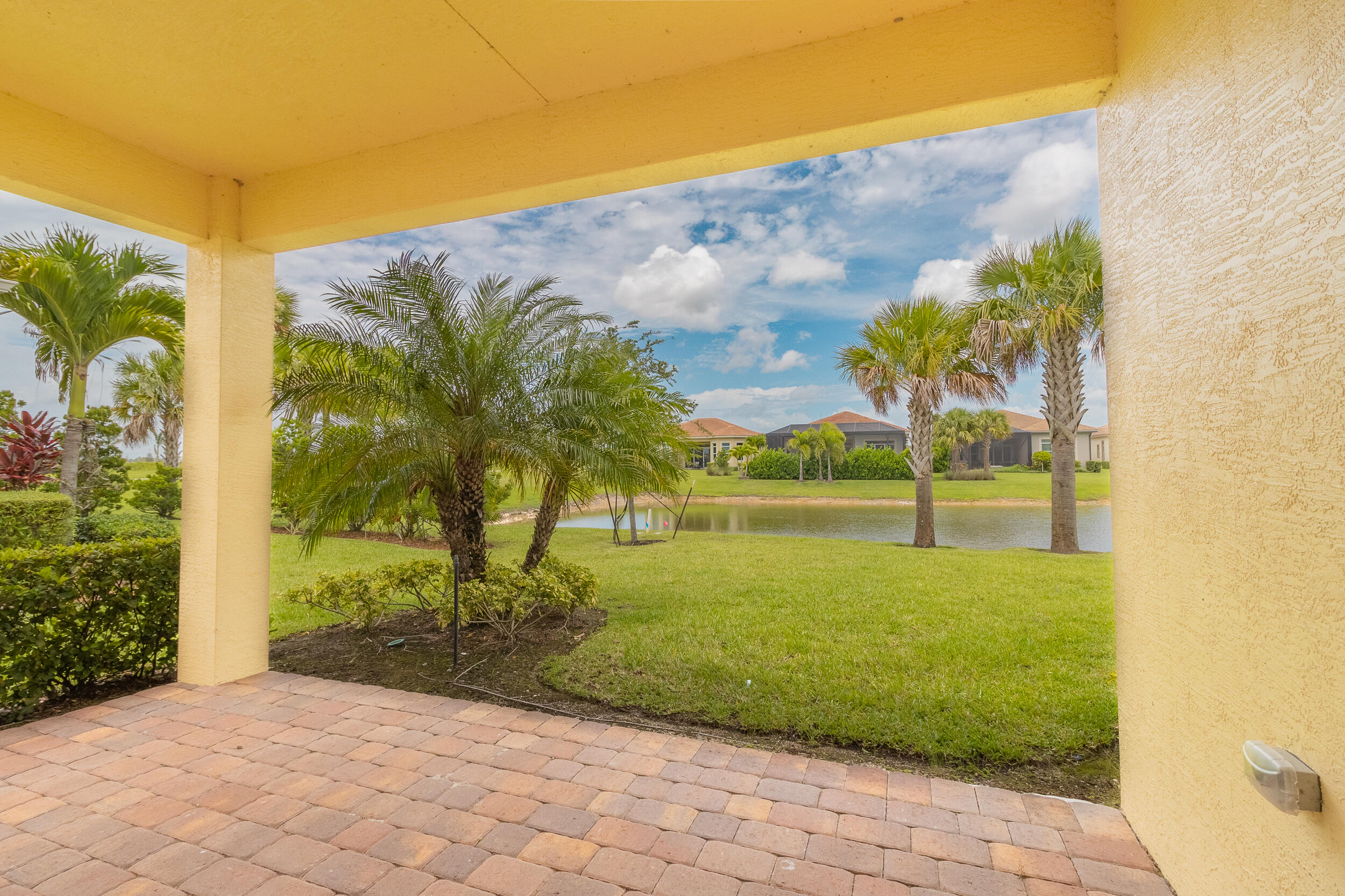 21012 Southwest Modena Way Port St. Lucie, FL 34986 - Photo 16 of 27 Covered Patio