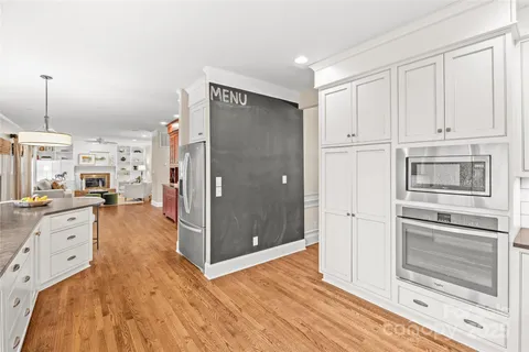 $970,000 | 11025 Thornhill Club Drive, Charlotte, NC 28277