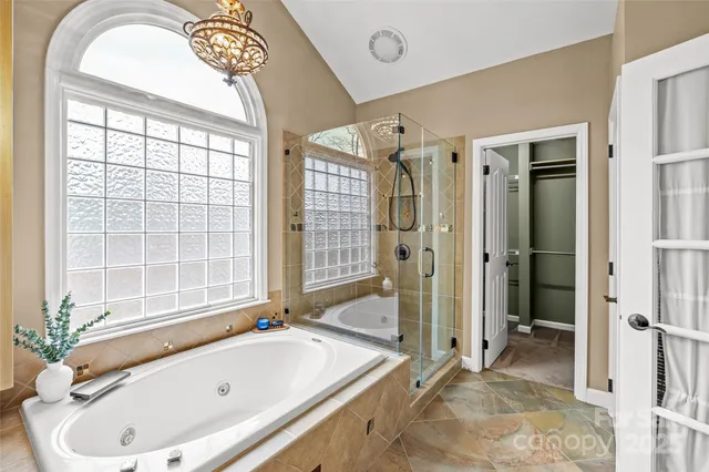 $970,000 | 11025 Thornhill Club Drive, Charlotte, NC 28277