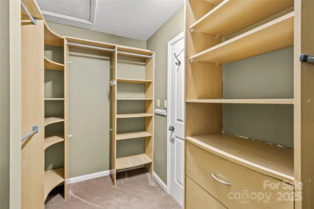 $970,000 | 11025 Thornhill Club Drive, Charlotte, NC 28277