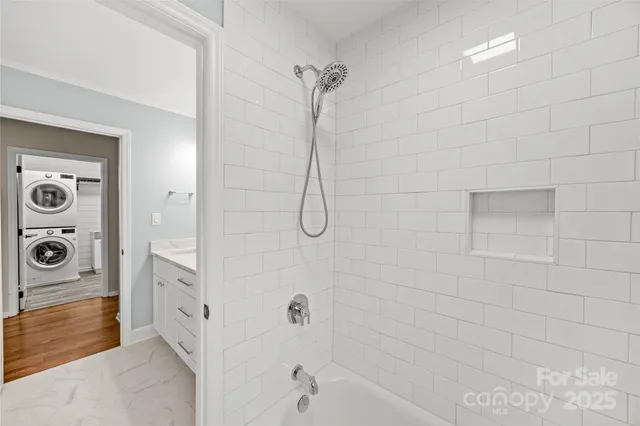 $970,000 | 11025 Thornhill Club Drive, Charlotte, NC 28277