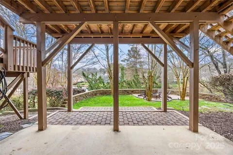 $970,000 | 11025 Thornhill Club Drive, Charlotte, NC 28277