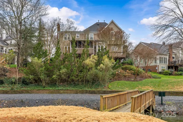 $970,000 | 11025 Thornhill Club Drive, Charlotte, NC 28277