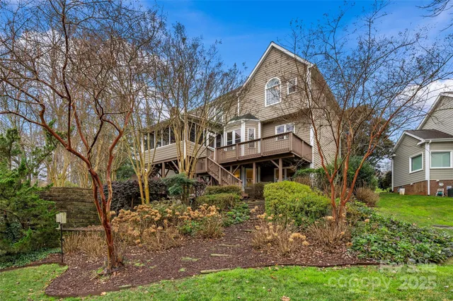 $970,000 | 11025 Thornhill Club Drive, Charlotte, NC 28277