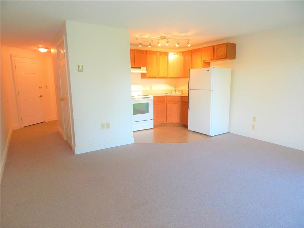 574 Main Street, Unit 101 Damariscotta, ME 04543 - Photo 17 of 34 Photo